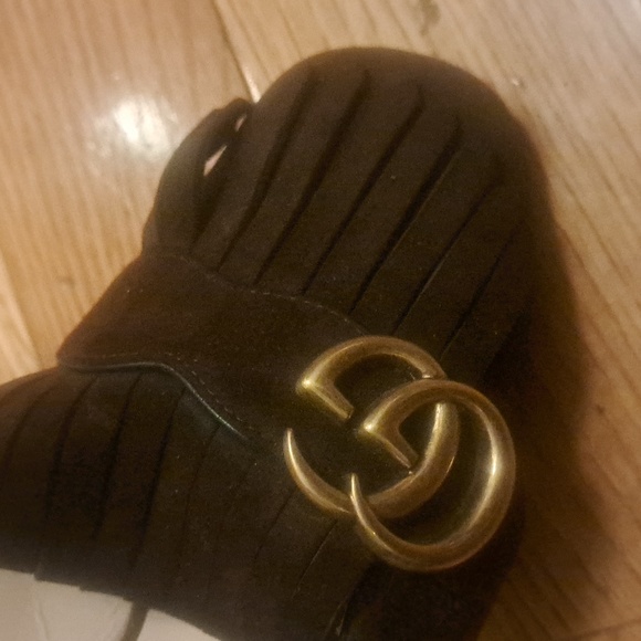 Closet clearance - Picture 6 of 16